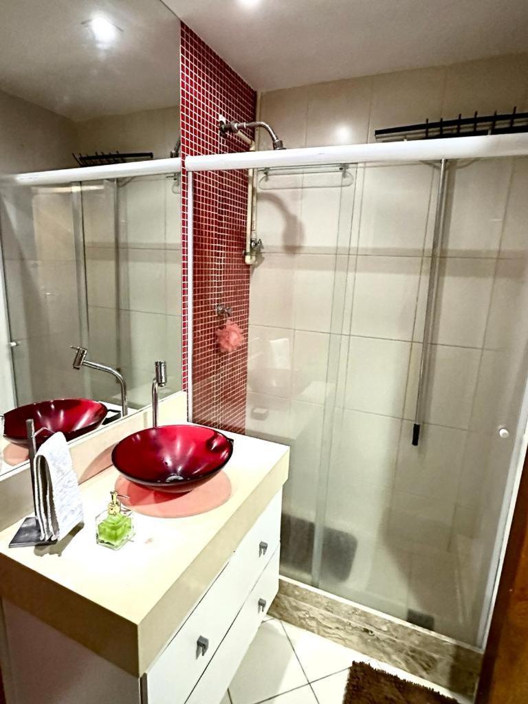 Avenida Atlantica 1218 Apartamento *