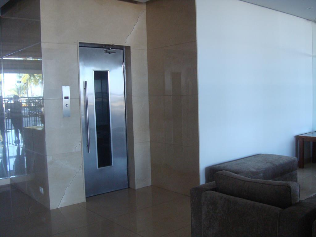 Avenida Atlantica 1218 Apartamento *